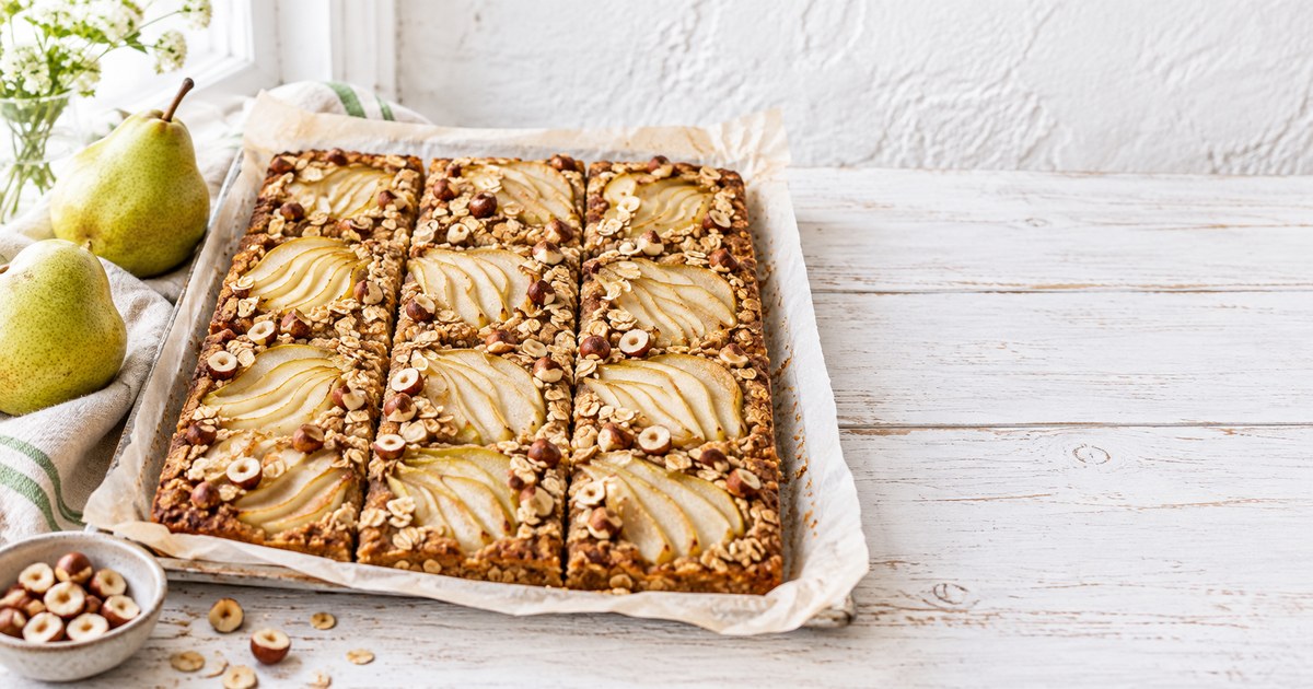 Pear and Oat Tray Bake – no added sugar, soft enough for breakfast